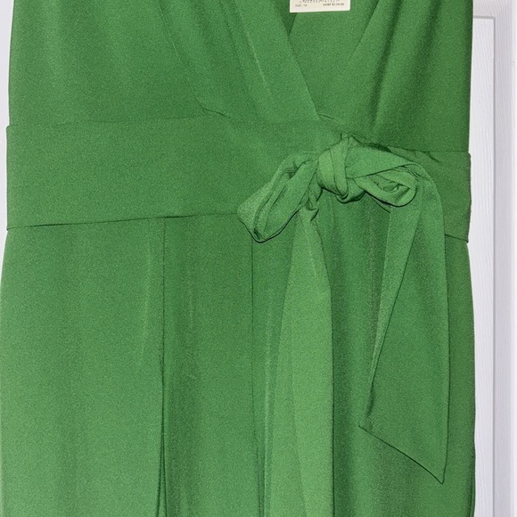 Woman jumpsuit - Picture 4 of 6